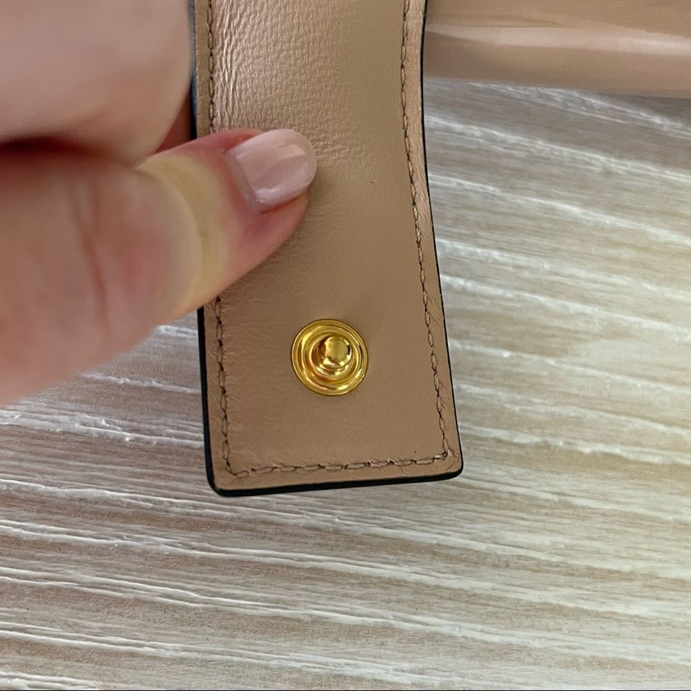Alexander McQueen Patent Leather Wallet Clutch in Nude with Skull NEW - Picture 15 of 17